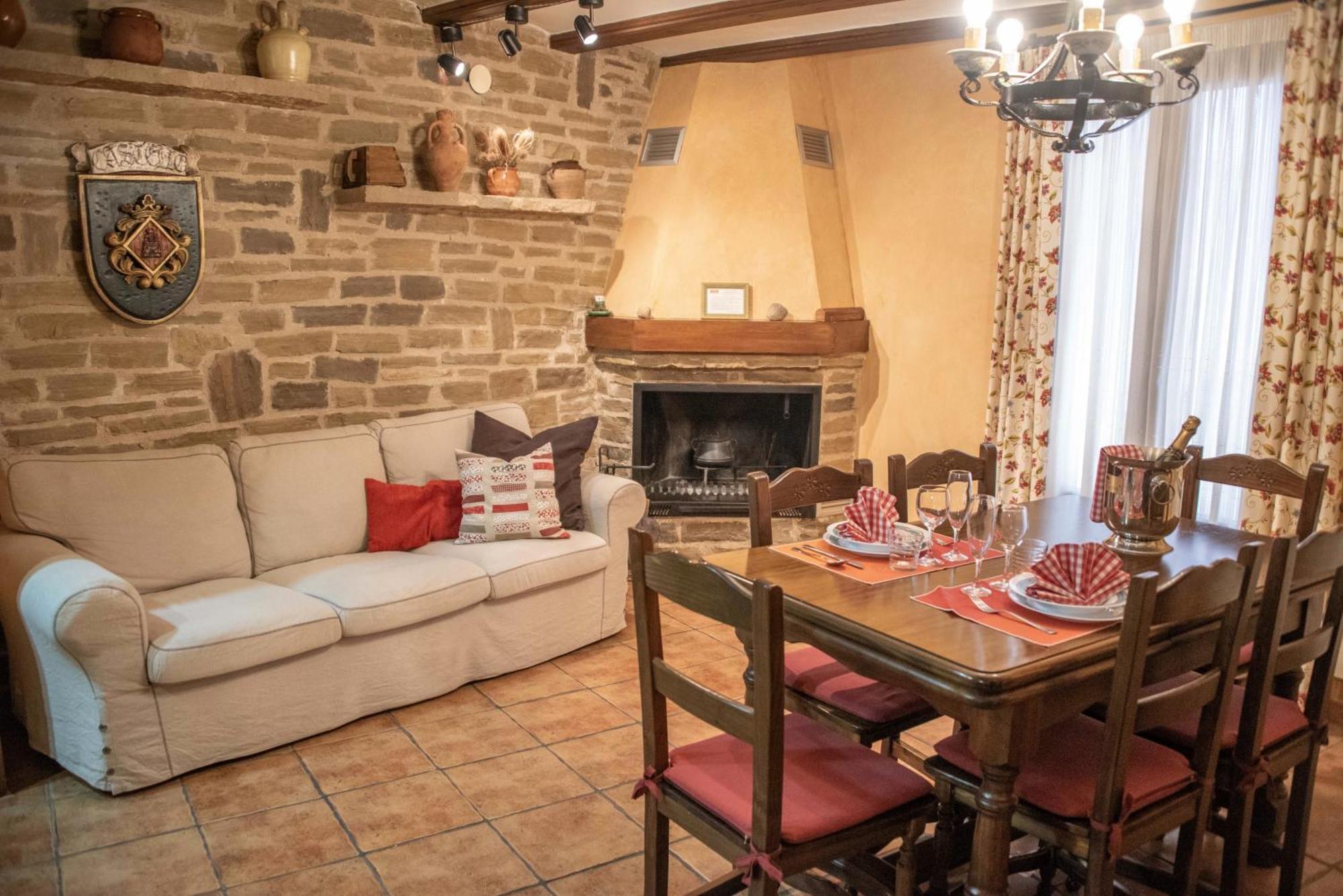 Casa Rural Nuri De Rei A Y B Todolella エクステリア 写真