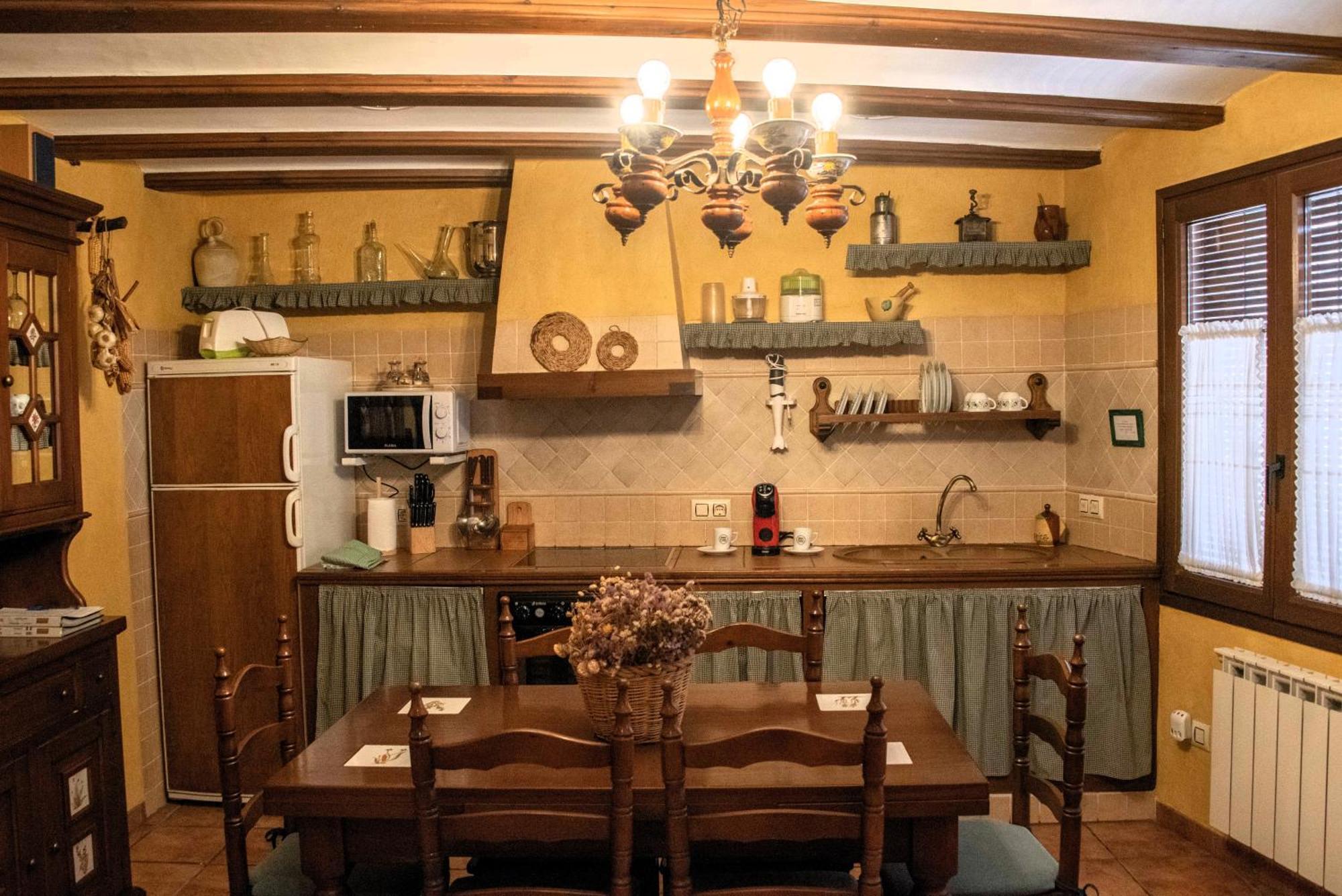 Casa Rural Nuri De Rei A Y B Todolella エクステリア 写真