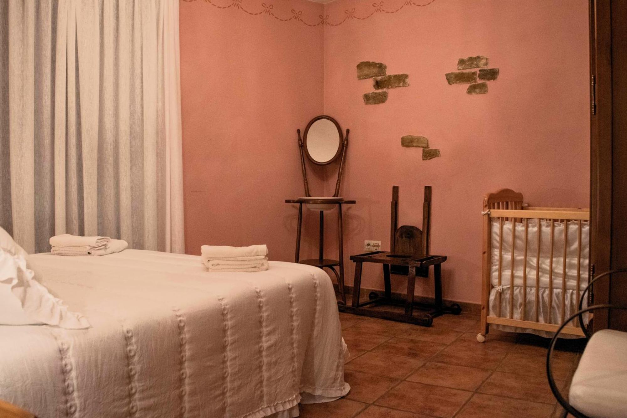 Casa Rural Nuri De Rei A Y B Todolella エクステリア 写真
