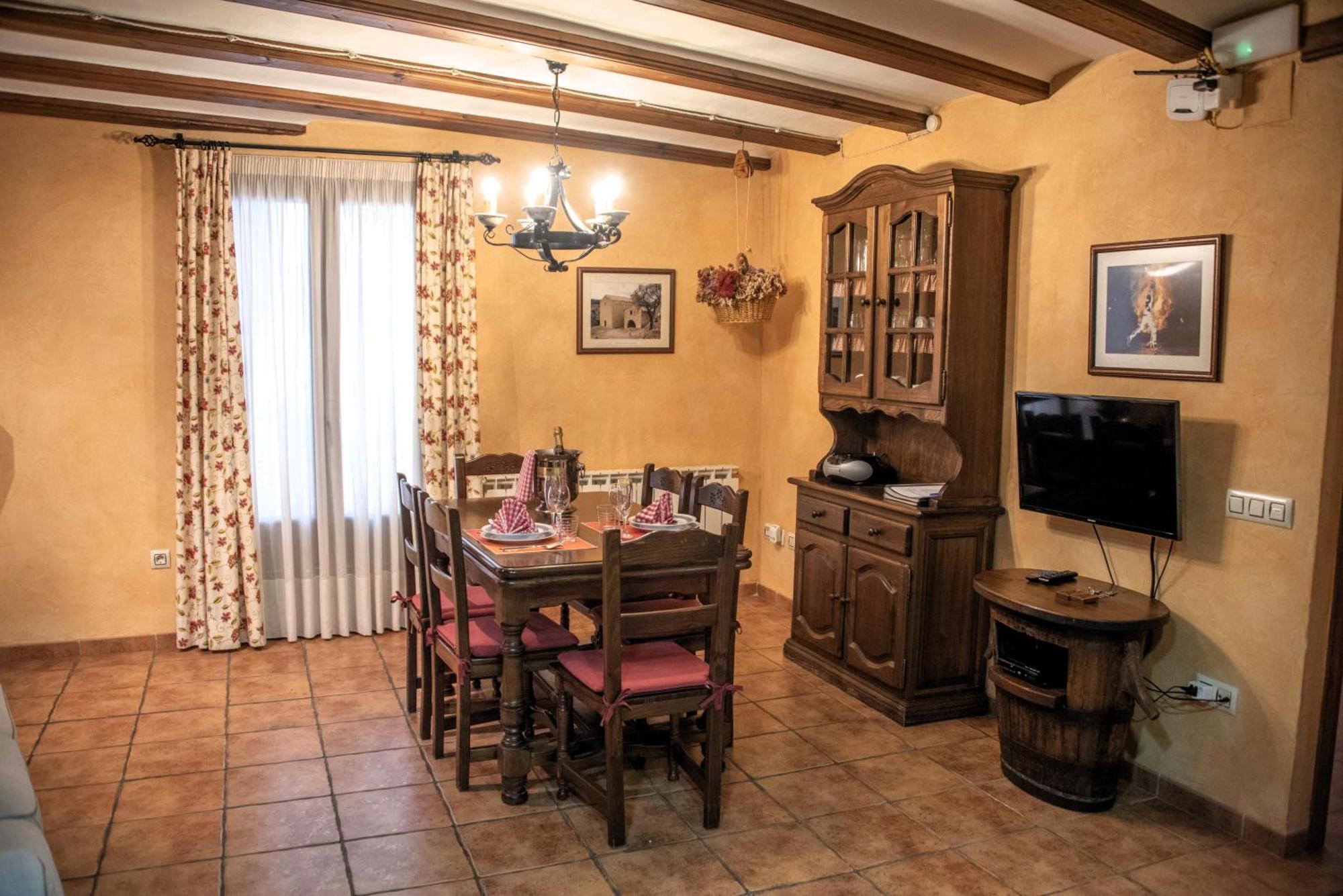 Casa Rural Nuri De Rei A Y B Todolella エクステリア 写真